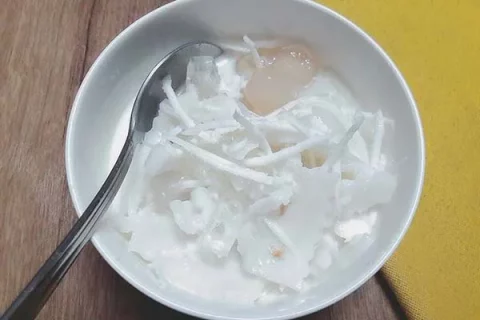 Chè dừa dầm